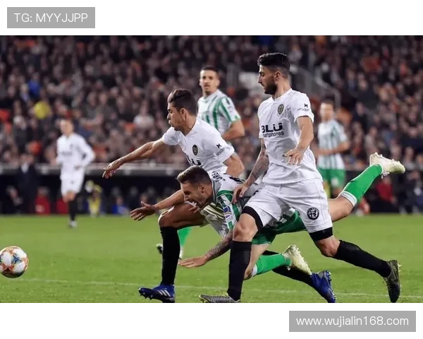 瓦伦西亚管理层决策争议逐步反映,对球队赛季稳定性形成制约 瓦伦西亚管理层决策争议逐步反映,对球队赛季稳定性形成制约