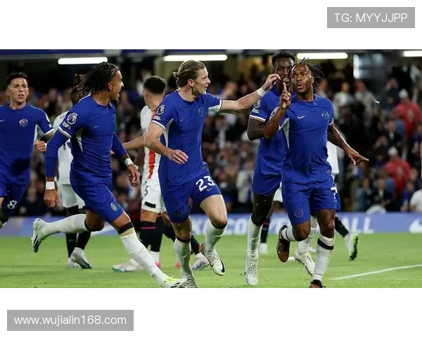 罗德里高强度逼抢下的出球稳定性与抗压能力解析